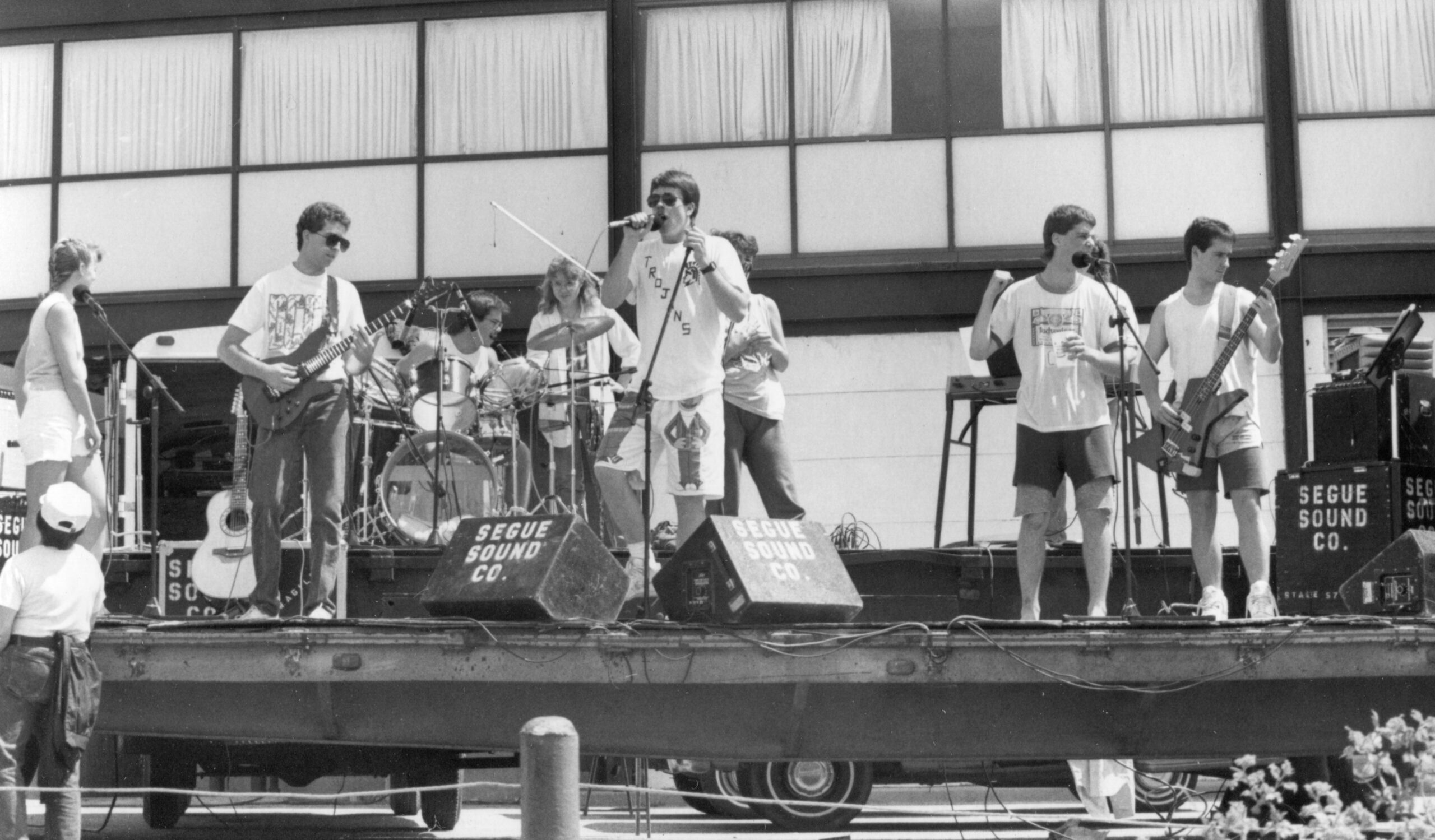 The band Purple Express performs behind the Student Union at Spring Fling 1988. [College Archives]
